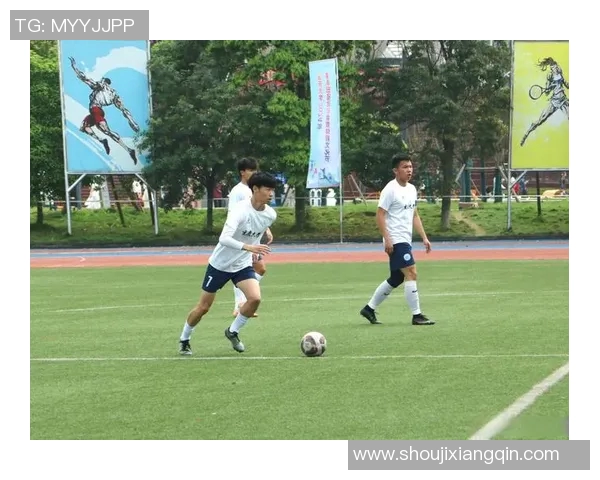 足球明星竖屏游戏带你体验真实赛场激情与策略的完美结合