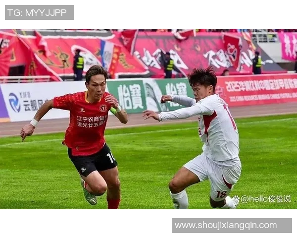 成都足球队状态引发热议球迷对球队表现分歧明显 成都足球队状态引发热议球迷对球队表现分歧明显